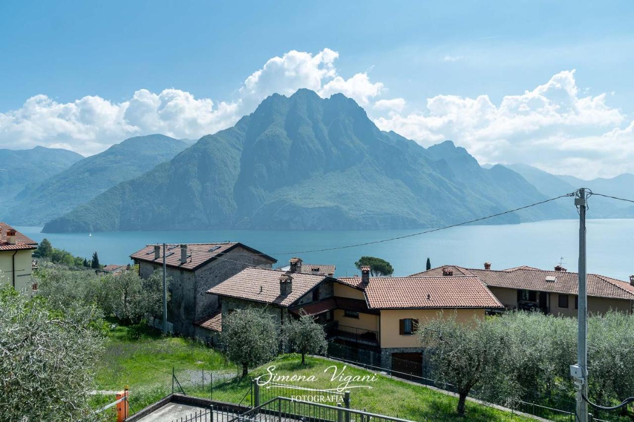 Casa Aria Apartment Riva di Solto Exterior photo